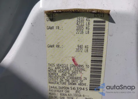 2013 Nissan Altima 2.5 S z USA, uszkodzony, nr VIN 1N4AL3AP0DN563945